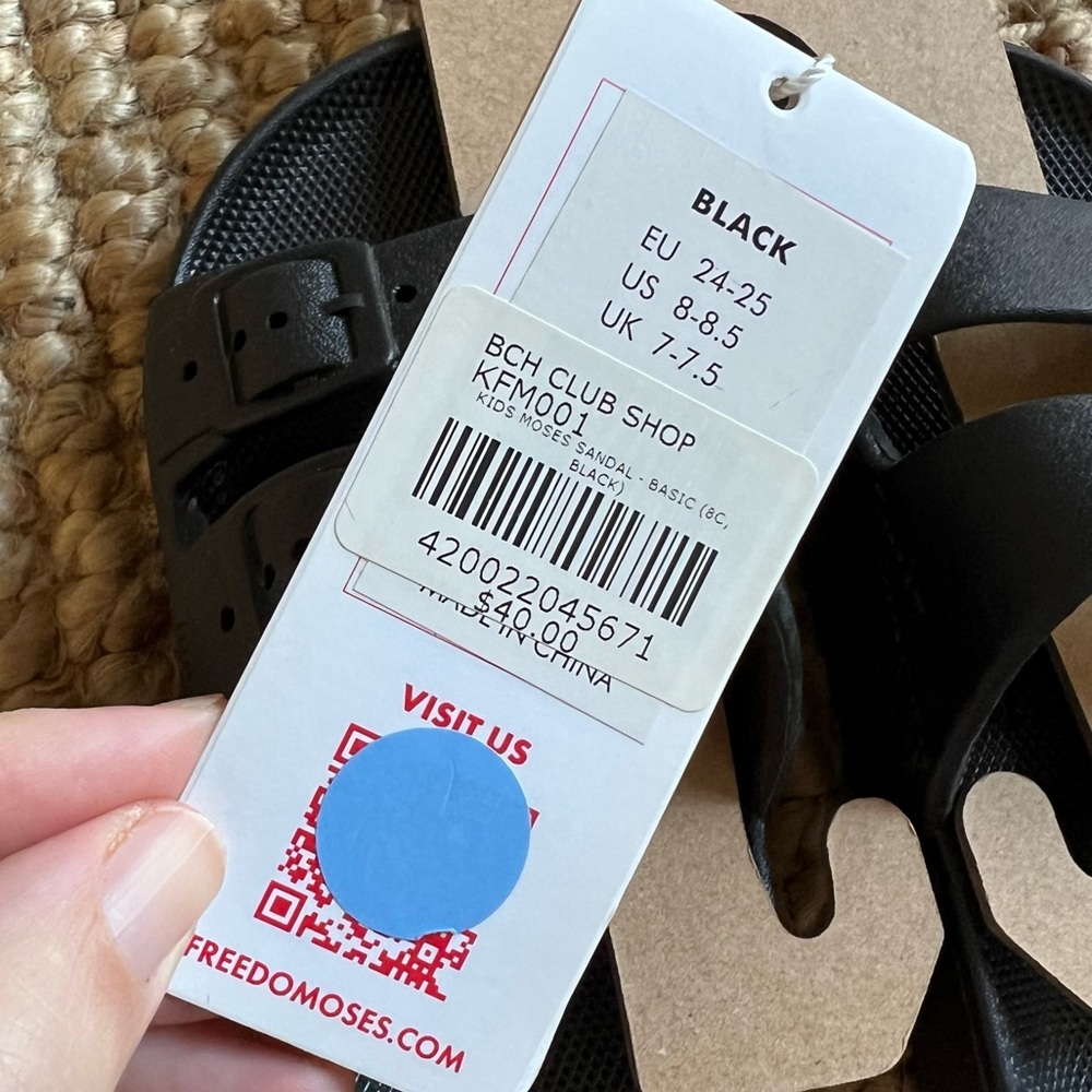 NWT Freedom Moses Black Slides Sandals Kids 8-8.5 - Picture 5 of 7
